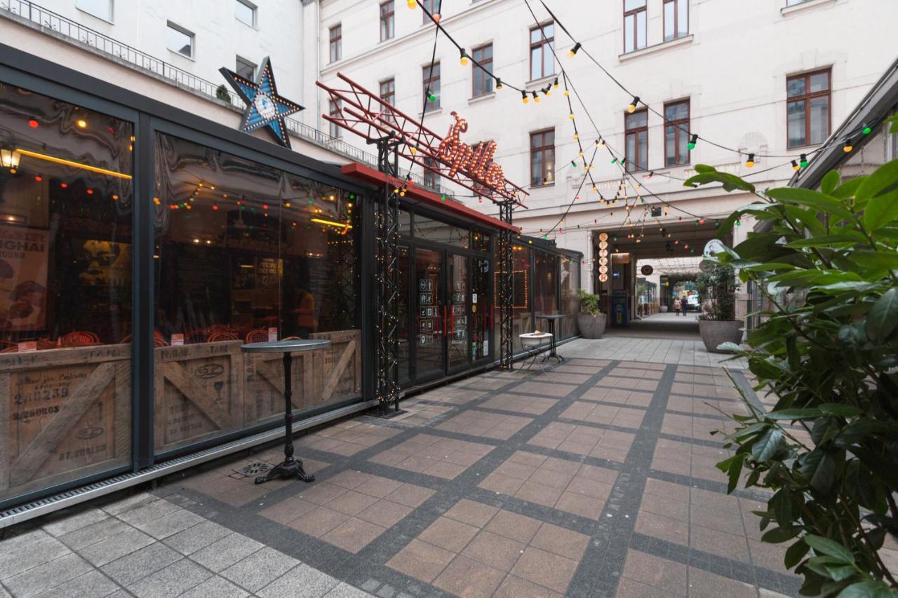 Sweet Dreams In The Heart Of The City Apartamento Budapest Exterior foto